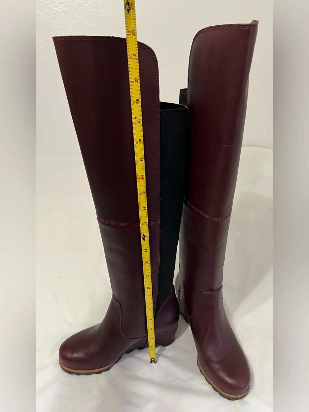 NWOB SOREL Fiona Lux Burgundy Leather Over-the-Knee Wedge Boots Size 8